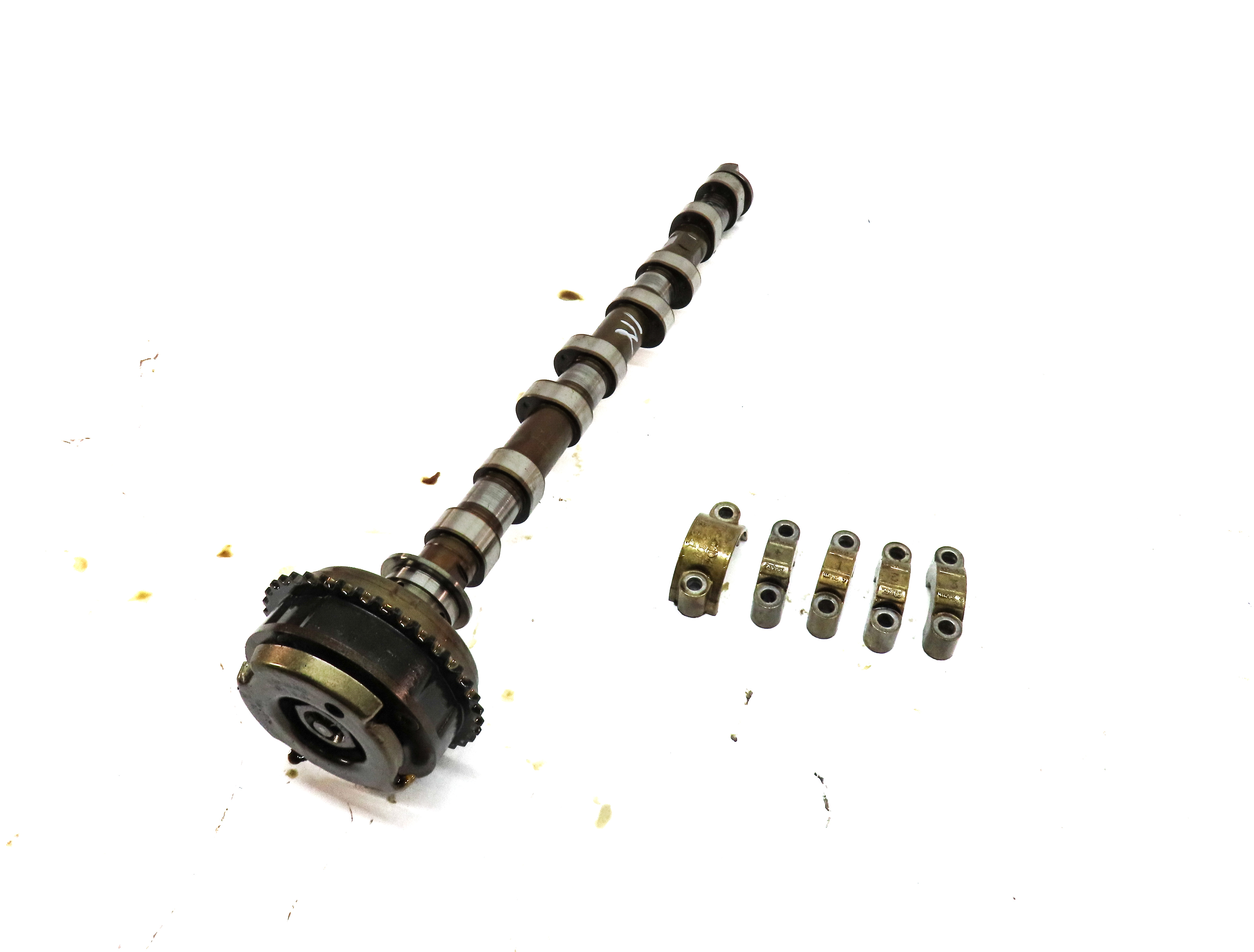 12-18 BMW 228i 320i 328i 428i 528i X1 X3 X5 2.0L N20 N26 INTAKE CAMSHAFT & GEAR — exact item pictured